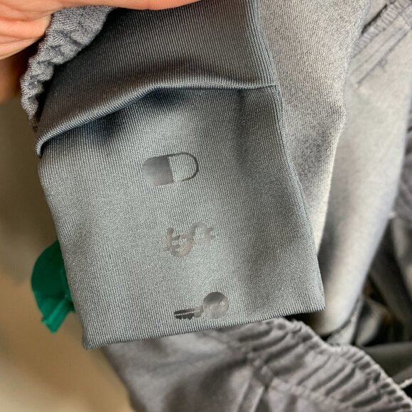 FIGS Men's Tansen Jogger Scrub Pants - Graphite Size Small - Picture 10 of 10